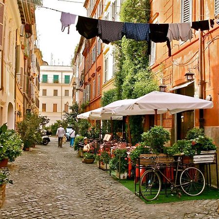 Guest House O Affittacamere La Civetta Di Trastevere B Рим Екстер'єр фото
