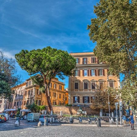 Guest House O Affittacamere La Civetta Di Trastevere B Рим Екстер'єр фото