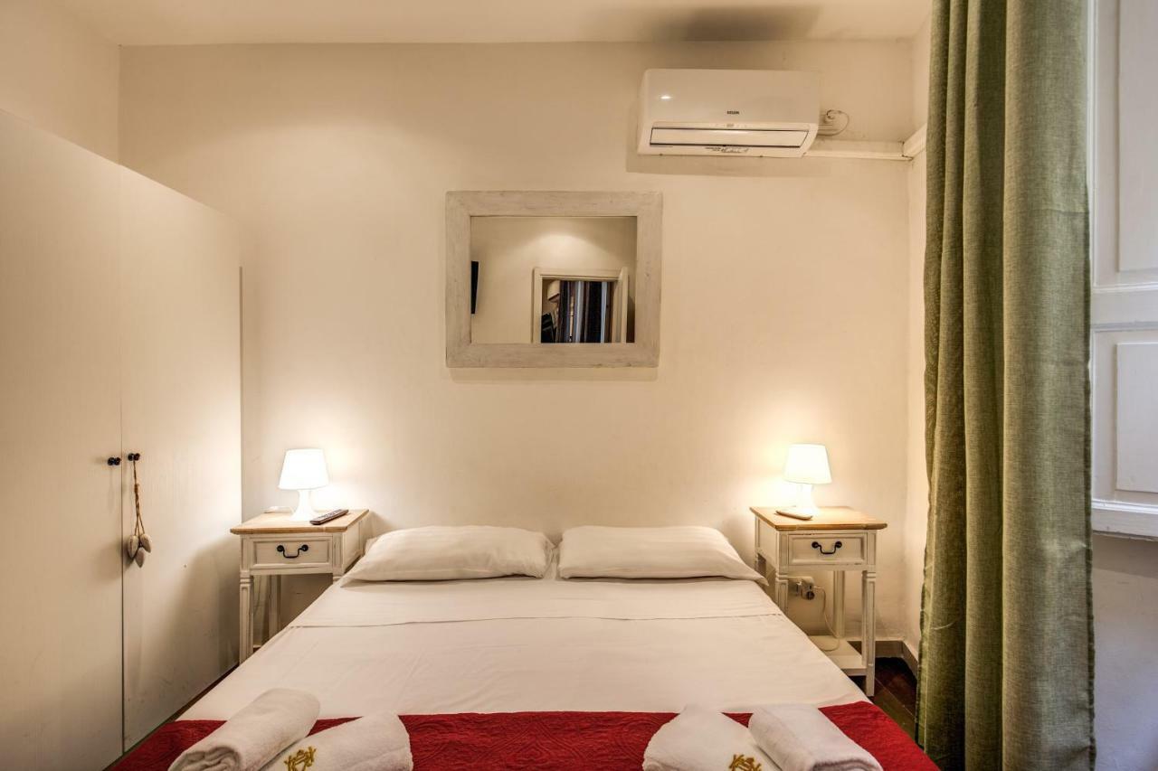 Guest House O Affittacamere La Civetta Di Trastevere B Рим Екстер'єр фото